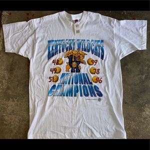 VTG 1996 NCAA Champs Kentucky Basketball tshirt